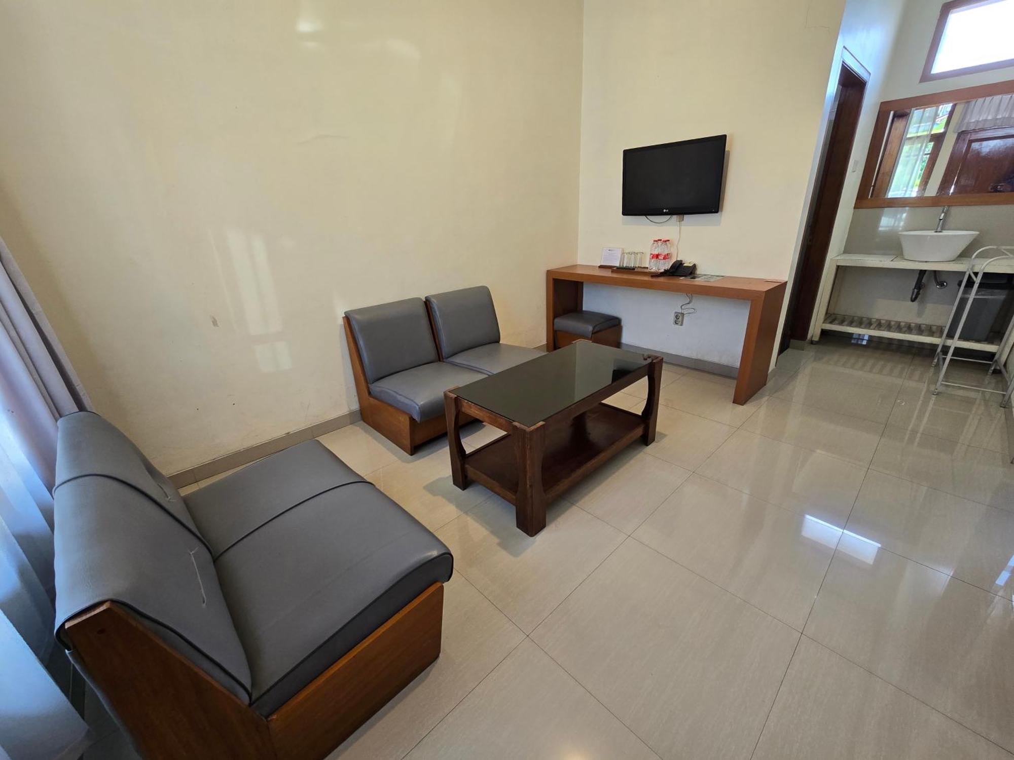 Kusma Hotel Bandungan スマラン エクステリア 写真
